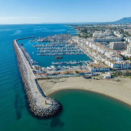 Appartement Vacation I 1 Puerto Banus Sea Front Rental, Renovated Marbella