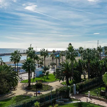 Appartement Vacation I 1 Puerto Banus Sea Front Rental, Renovated
